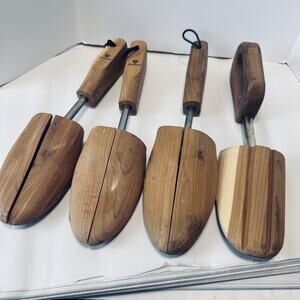 Cedar wooden Shoe Trees Mens Lot of 2 pair vintage sofsole stretchers forms